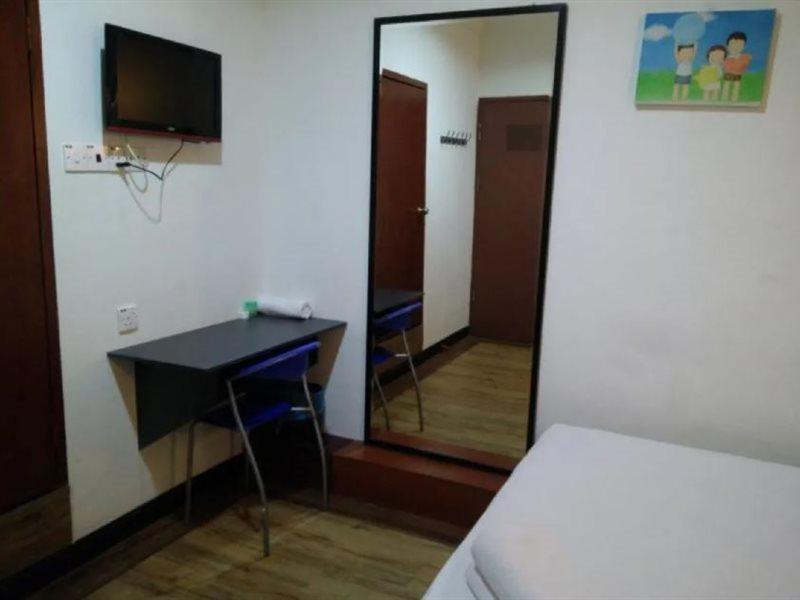 Switz Paradise Hotel - 5 Minute Walk To Centre Point And 10 Minute Walk To Waterfront- Kota Kinabalu Exterior foto